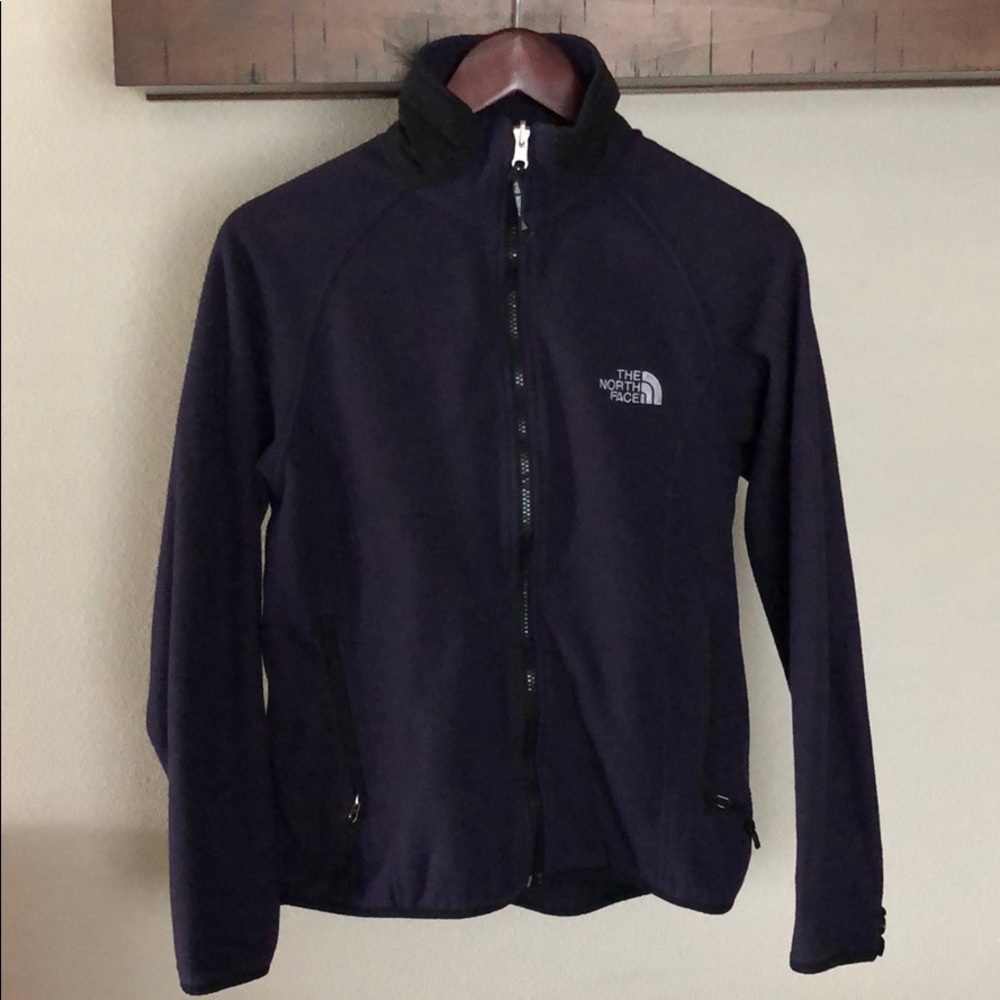 Women’s light weight North Face zip up